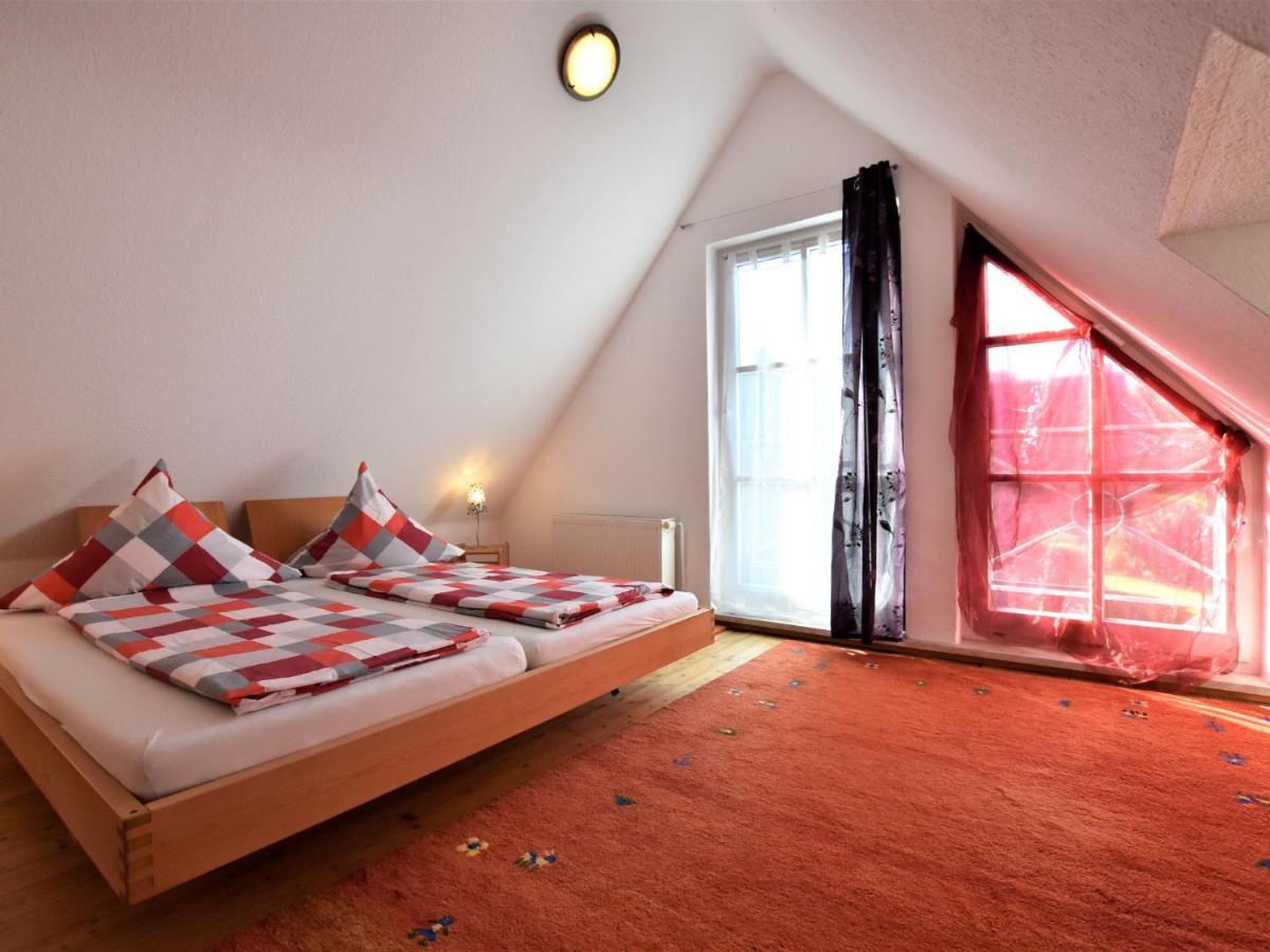 4 Room Holiday Apartment With Garden Kossau Habitación foto