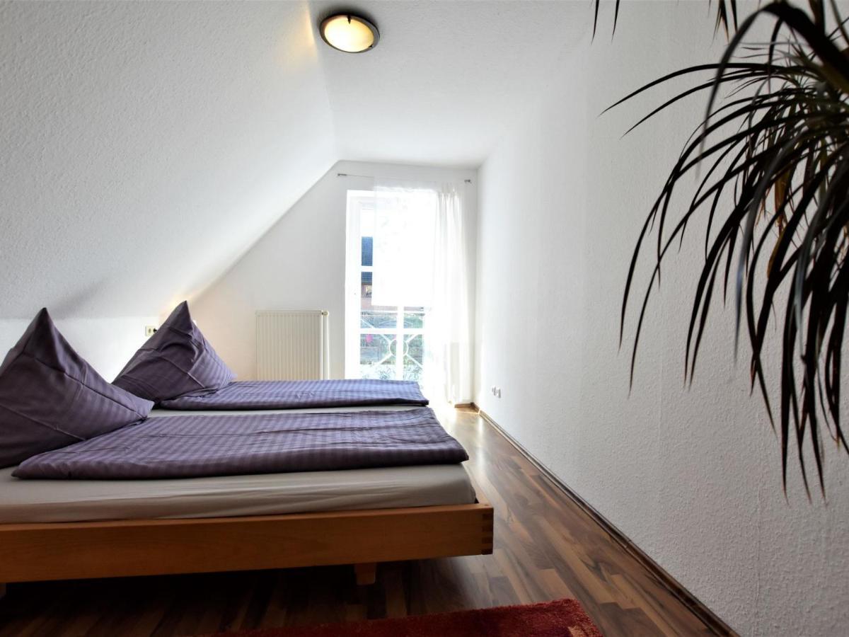 4 Room Holiday Apartment With Garden Kossau Habitación foto